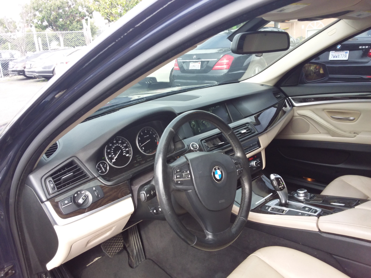 BMW 5-Series 528i xDrive 2013