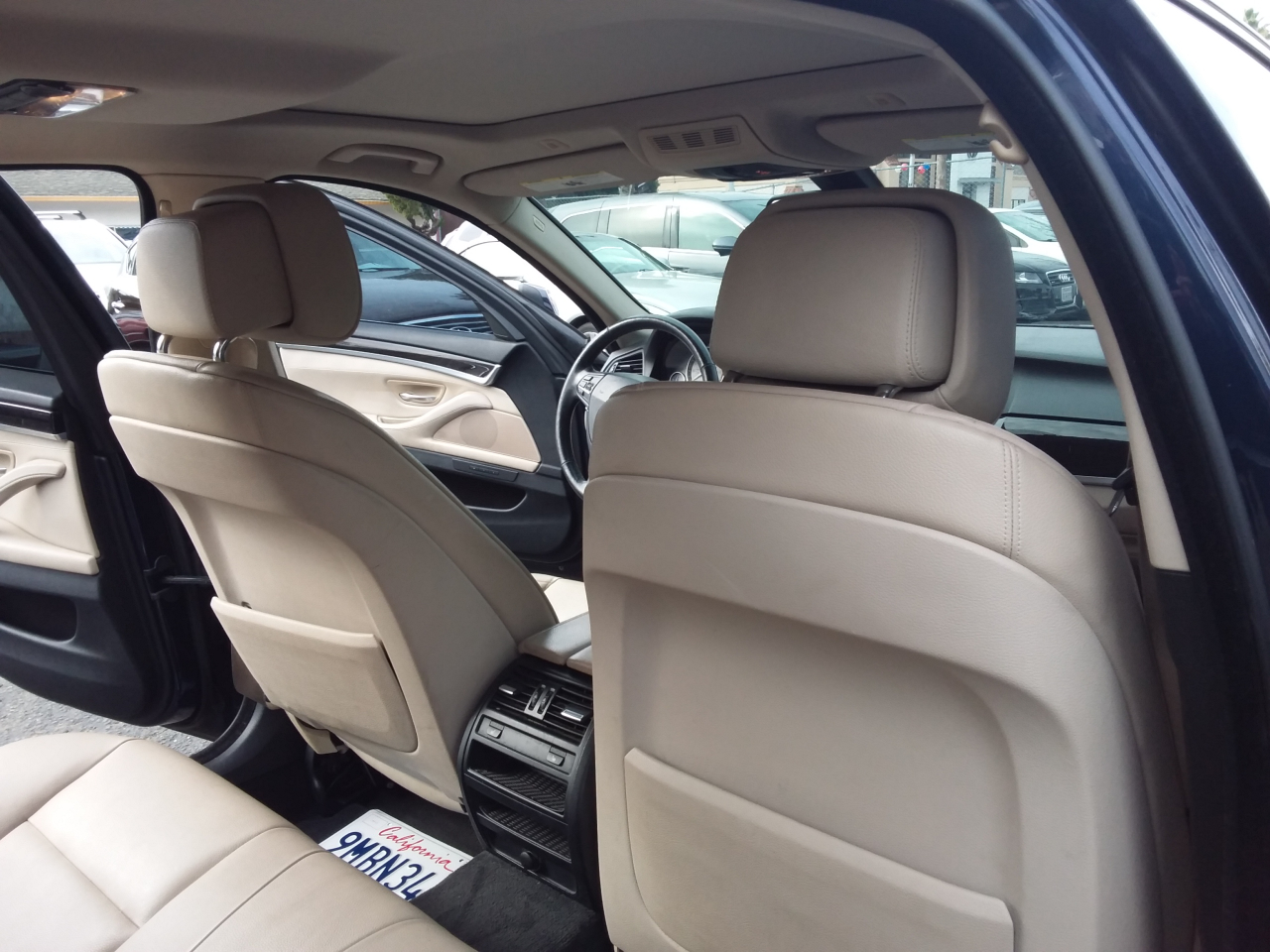 BMW 5-Series 528i xDrive 2013