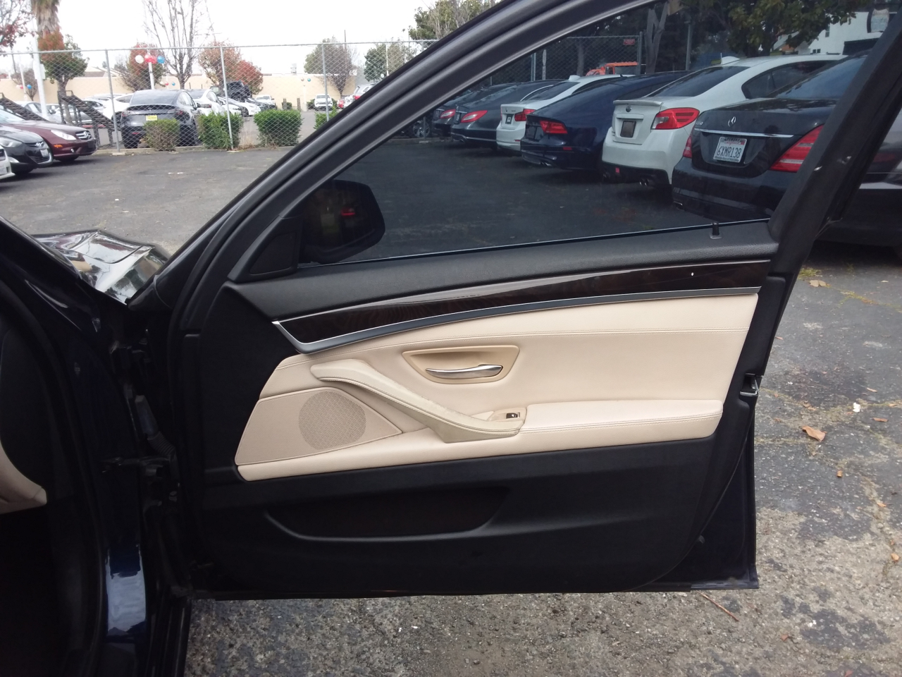 BMW 5-Series 528i xDrive 2013