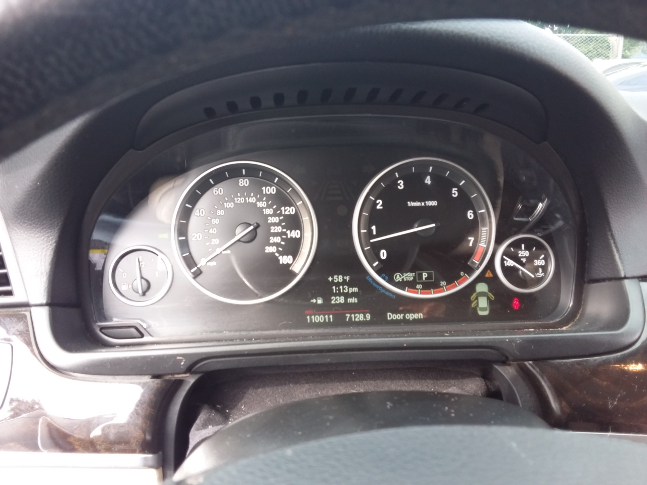 BMW 5-Series 528i xDrive 2013