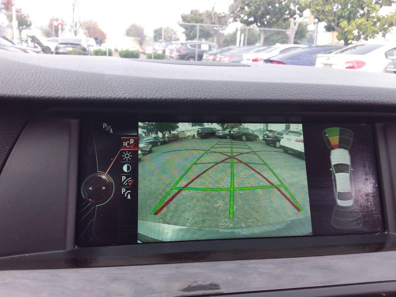 BMW 5-Series 528i xDrive 2013