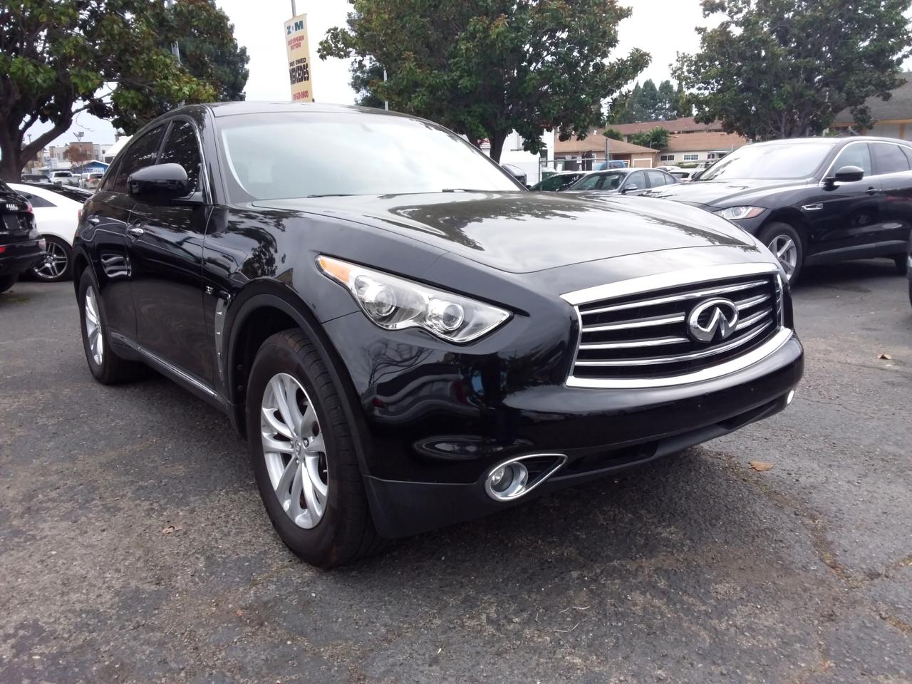Infiniti QX70 Base AWD 2016