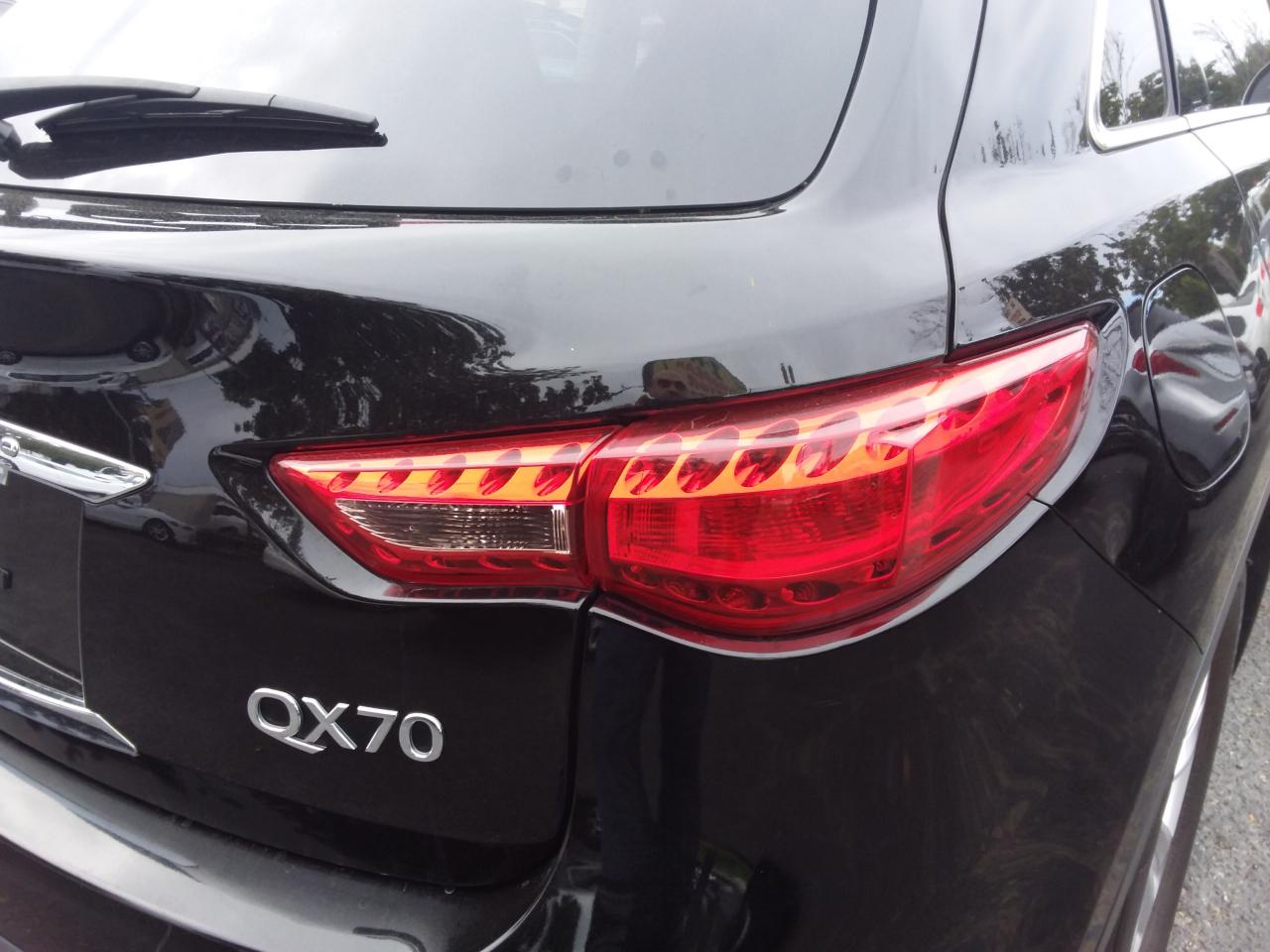Infiniti QX70 Base AWD 2016