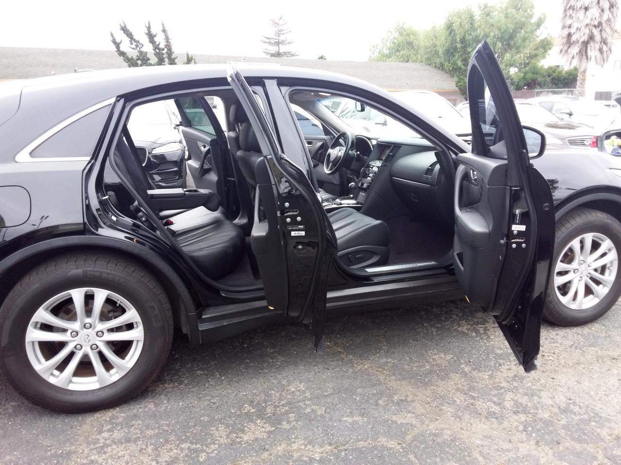 Infiniti QX70 Base AWD 2016