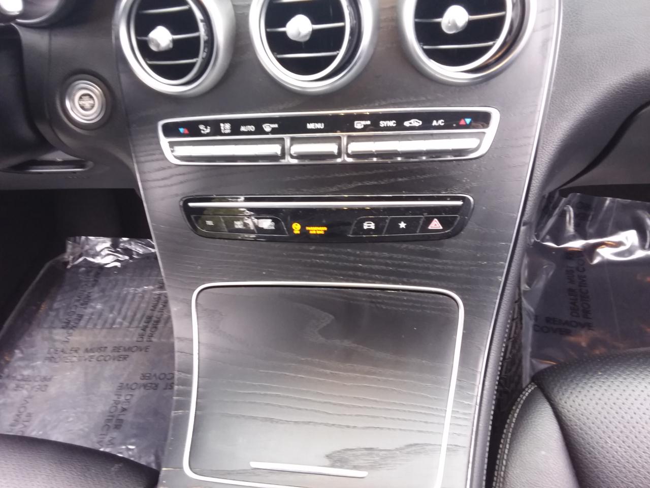 Mercedes-Benz GLC-Class GLC300 2020