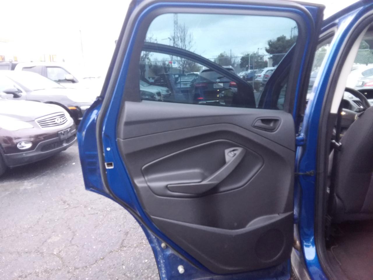 Ford Escape S FWD 2018