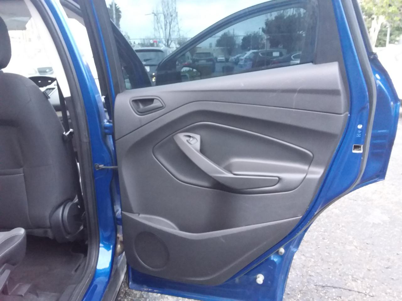 Ford Escape S FWD 2018