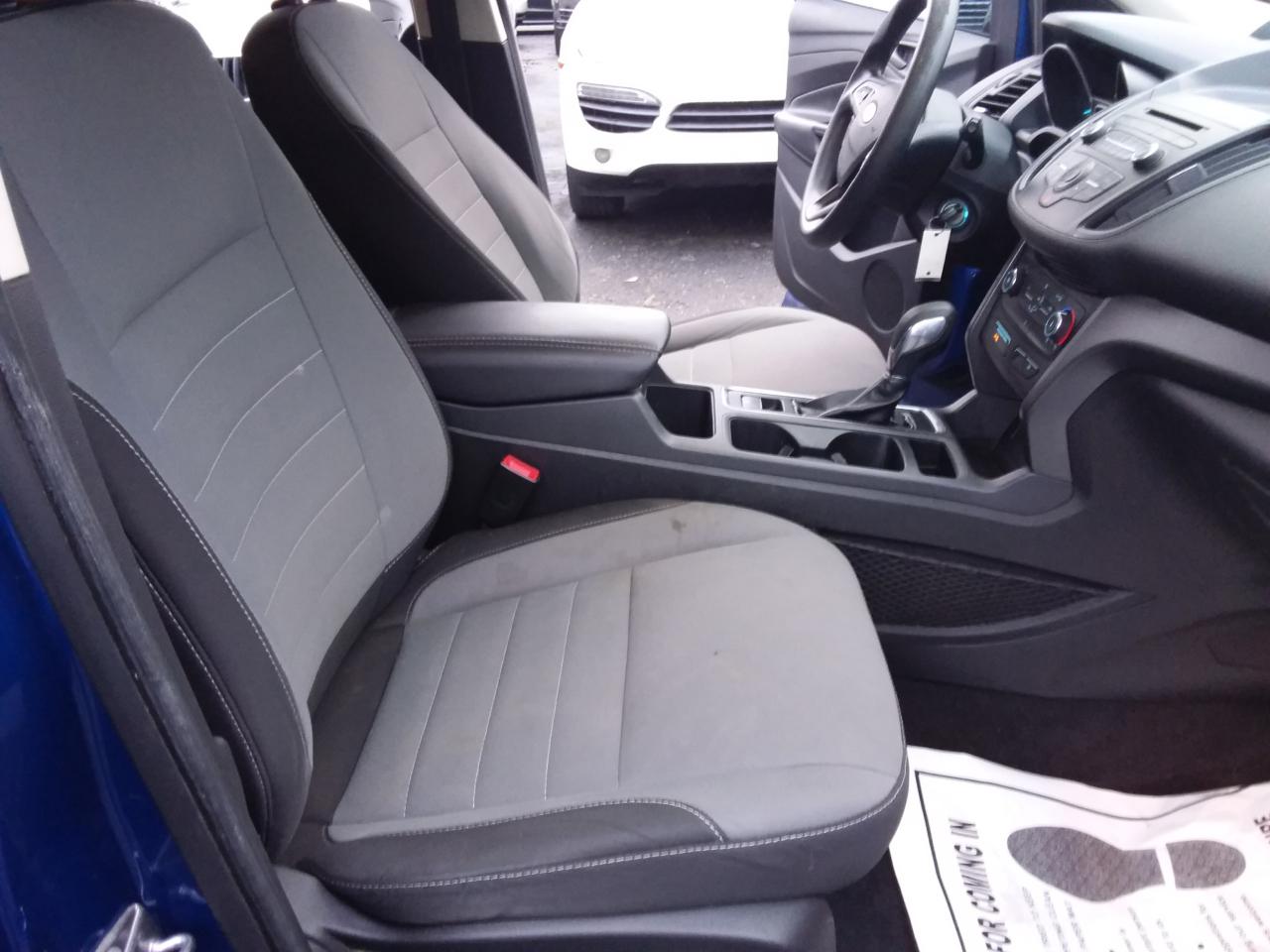 Ford Escape S FWD 2018