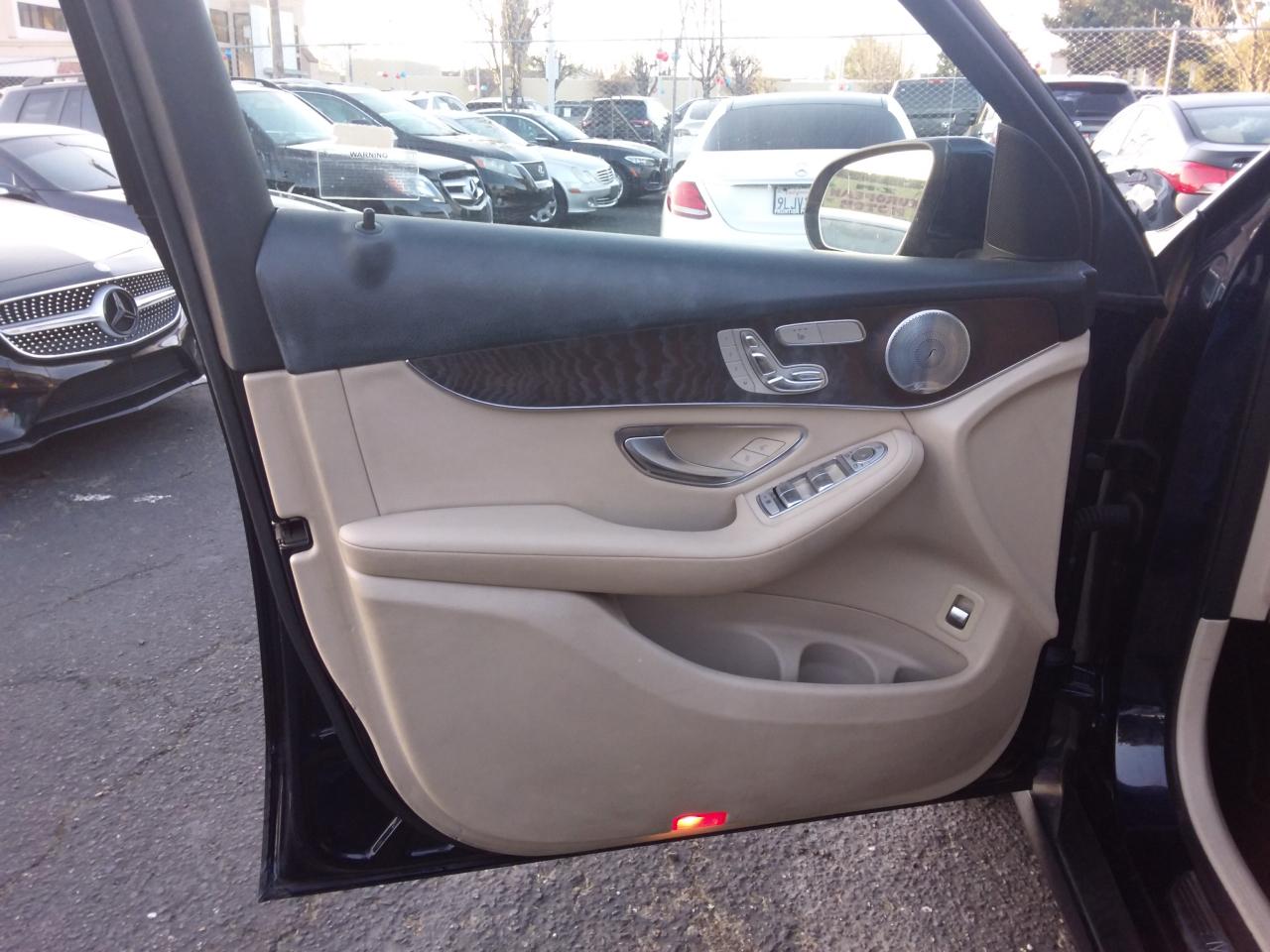 Mercedes-Benz GLC-Class GLC300 4MATIC 2019