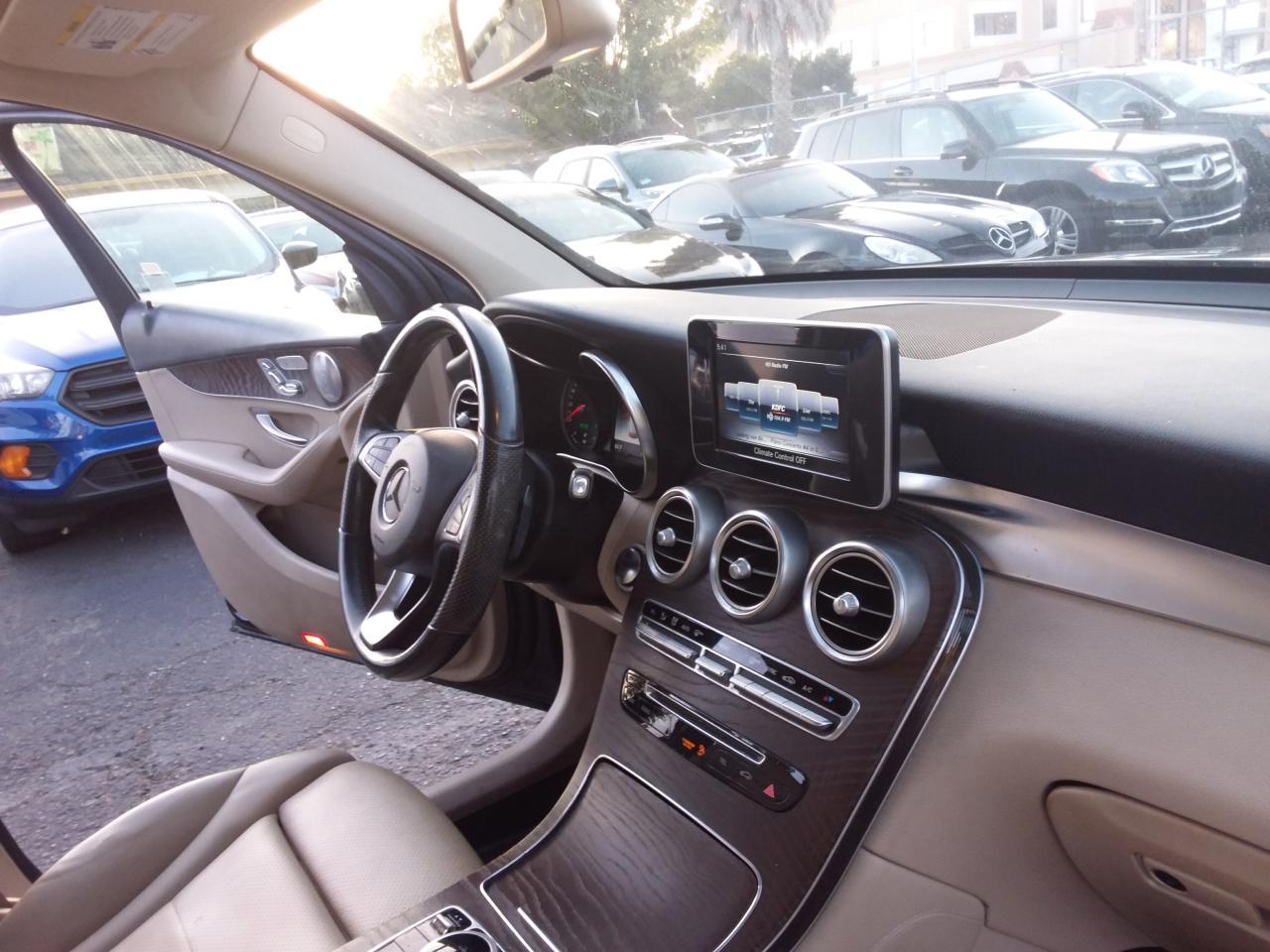 Mercedes-Benz GLC-Class GLC300 4MATIC 2019