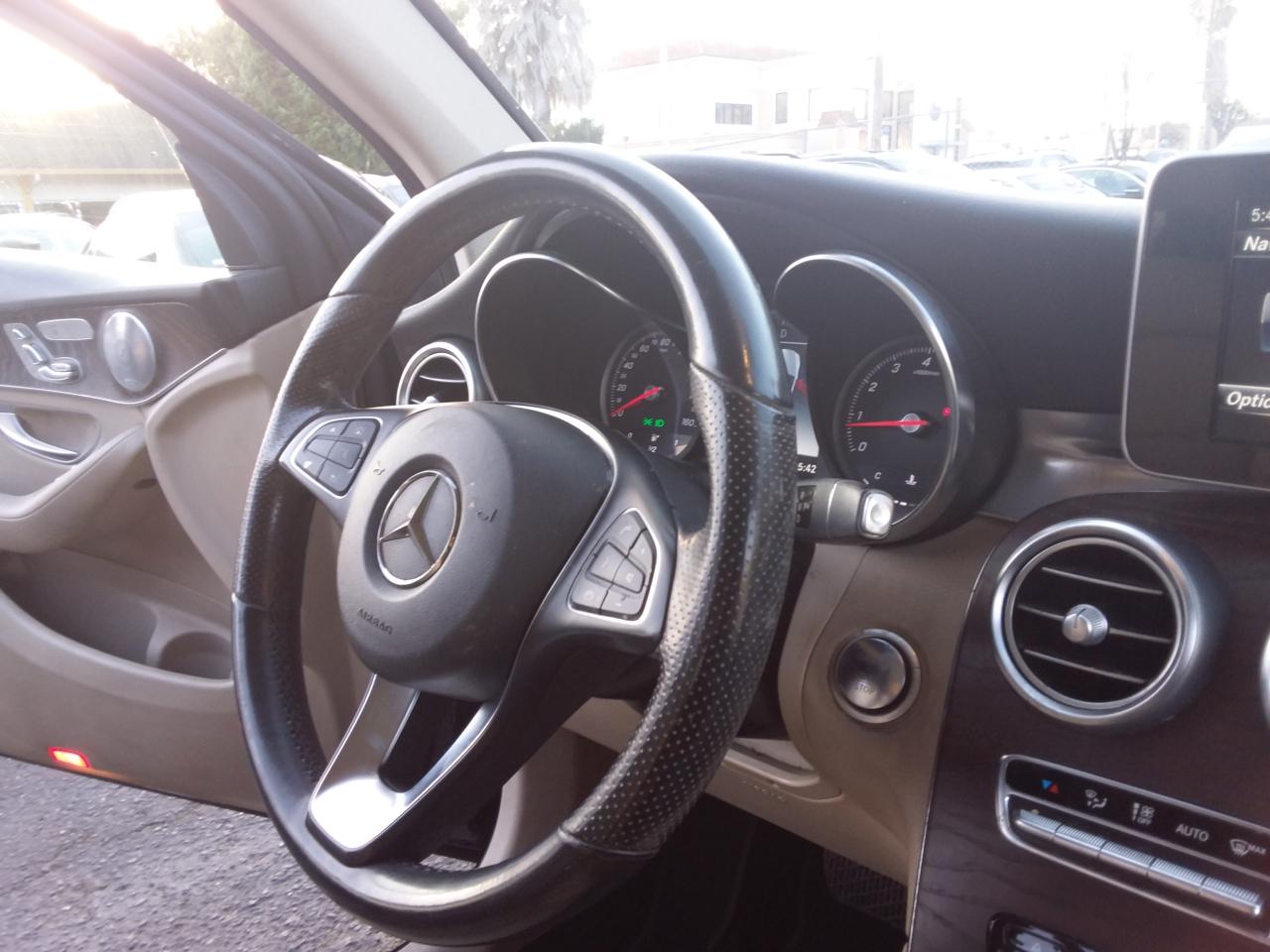 Mercedes-Benz GLC-Class GLC300 4MATIC 2019