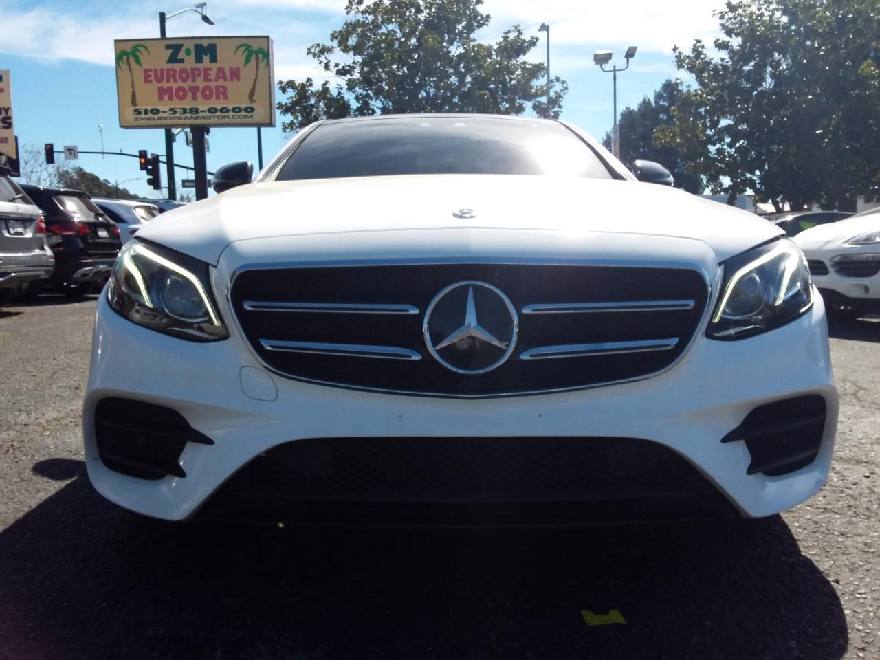 Mercedes-Benz E-Class E300 Luxury Sedan 2019