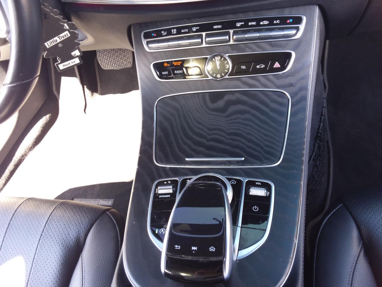 Mercedes-Benz E-Class E300 Luxury Sedan 2019