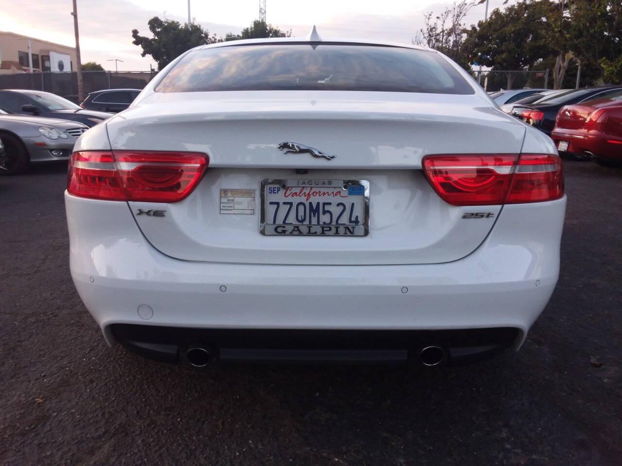 Jaguar XE 25t Premium 2017