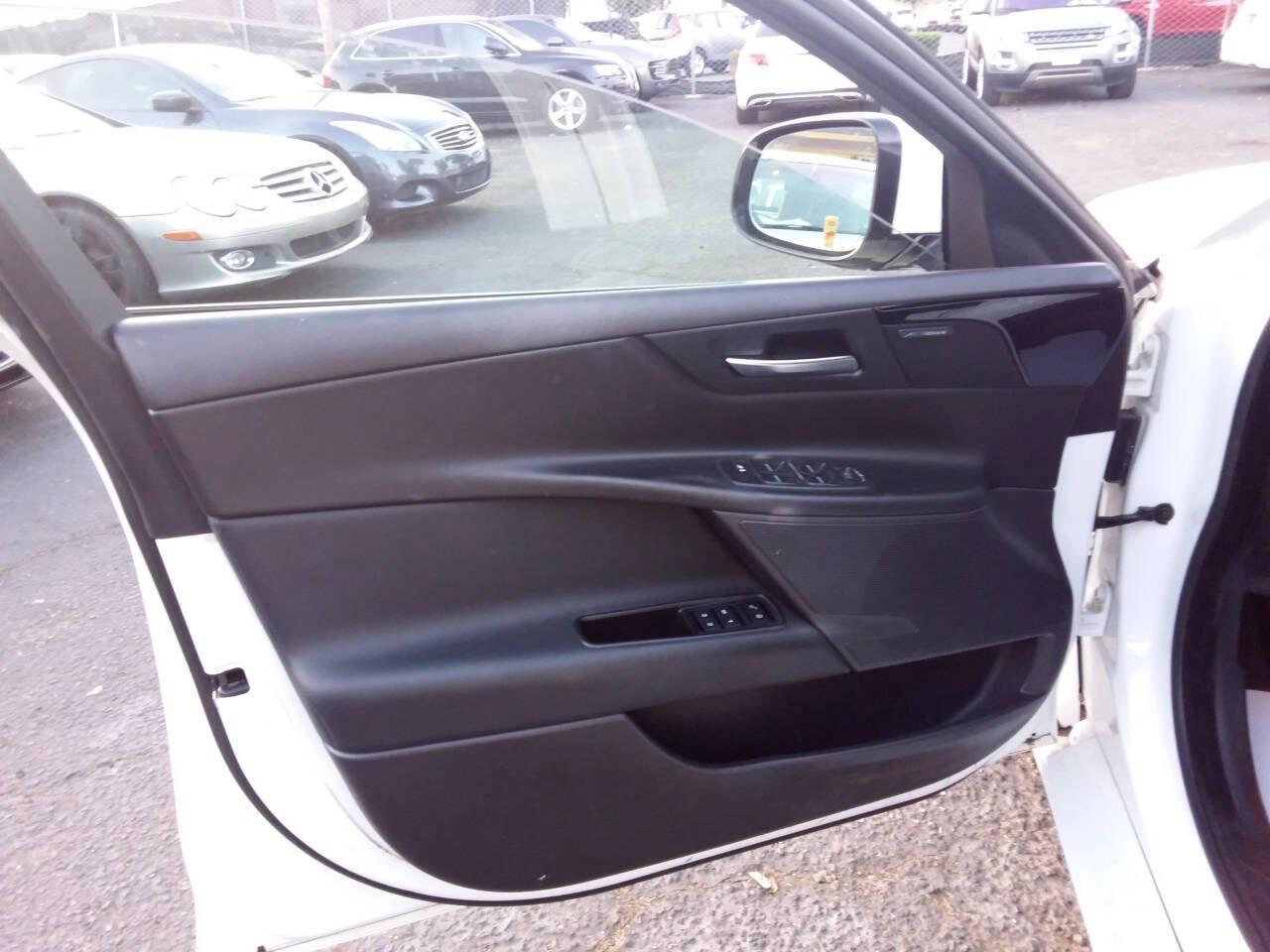 Jaguar XE 25t Premium 2017