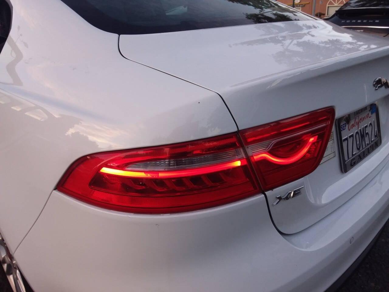 Jaguar XE 25t Premium 2017