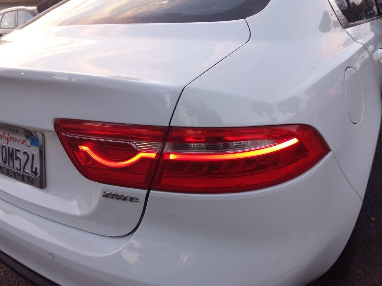 Jaguar XE 25t Premium 2017