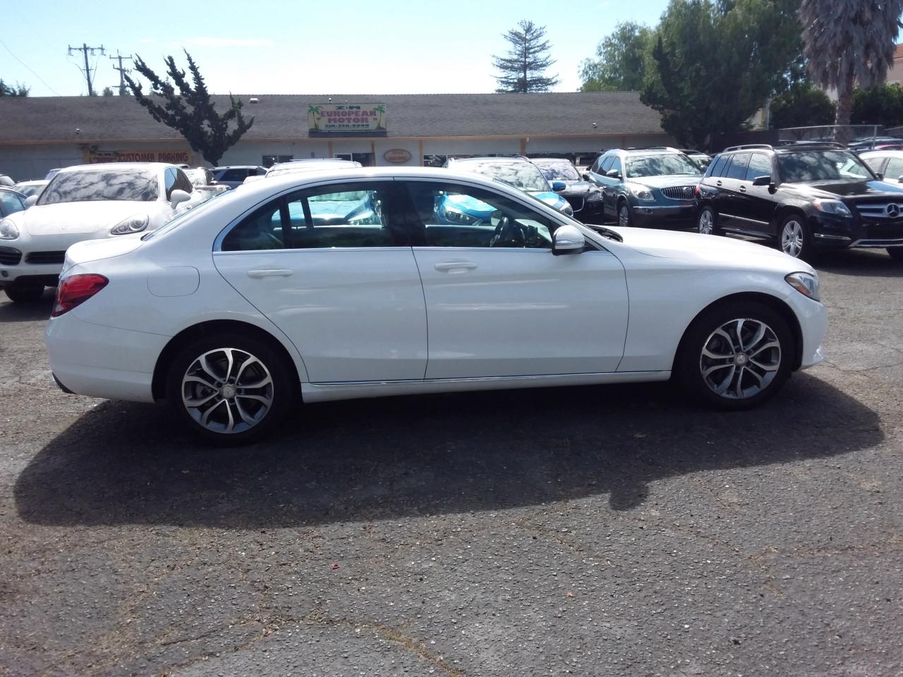 Mercedes-Benz C-Class C300 4MATIC Sedan 2015