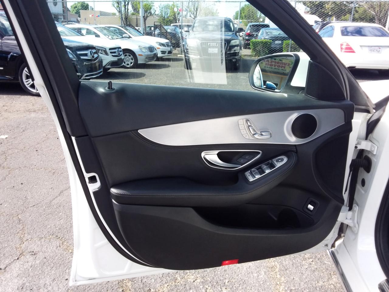 Mercedes-Benz C-Class C300 4MATIC Sedan 2015