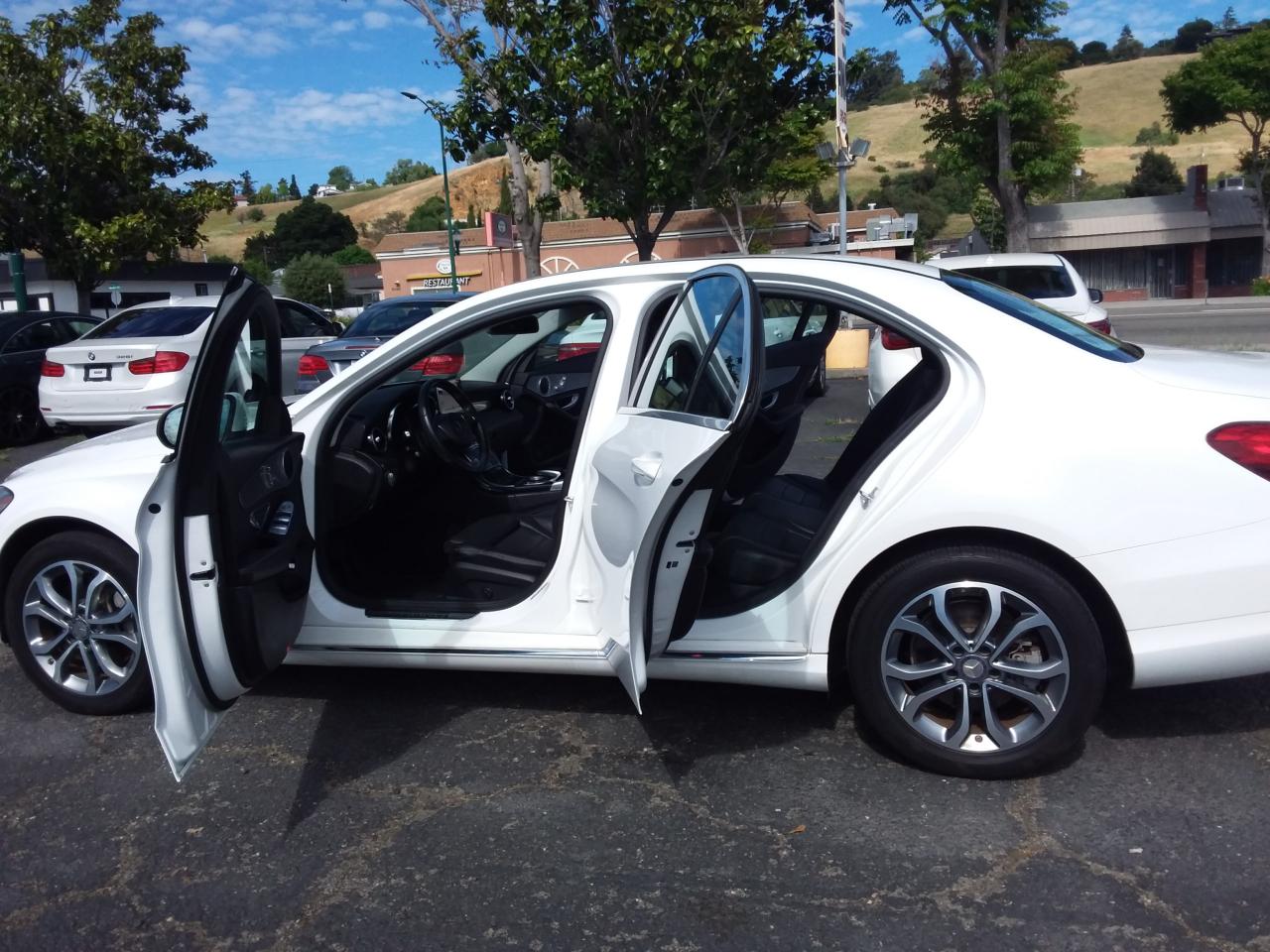 Mercedes-Benz C-Class C300 4MATIC Sedan 2015