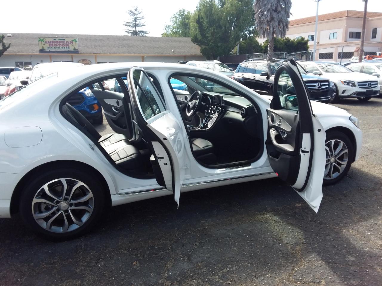 Mercedes-Benz C-Class C300 4MATIC Sedan 2015