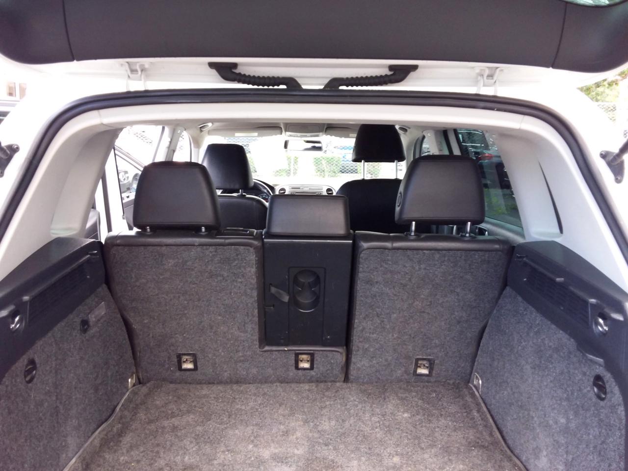 Volkswagen Tiguan S 2015