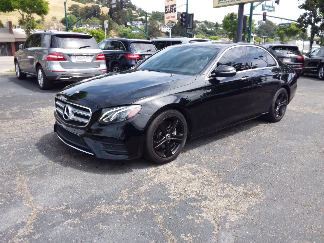 Mercedes-Benz E-Class E300 Luxury Sedan 2019