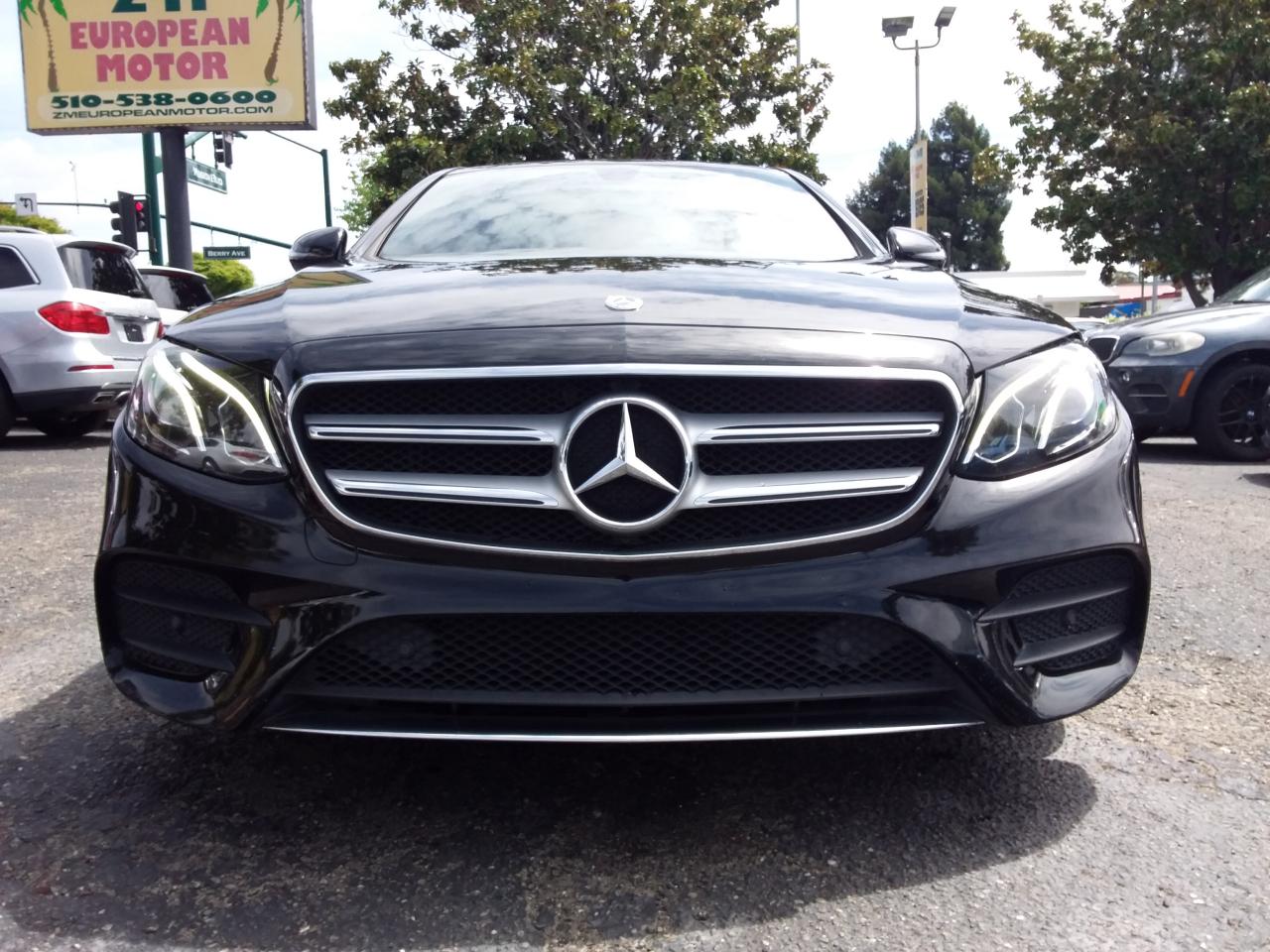 Mercedes-Benz E-Class E300 Luxury Sedan 2019