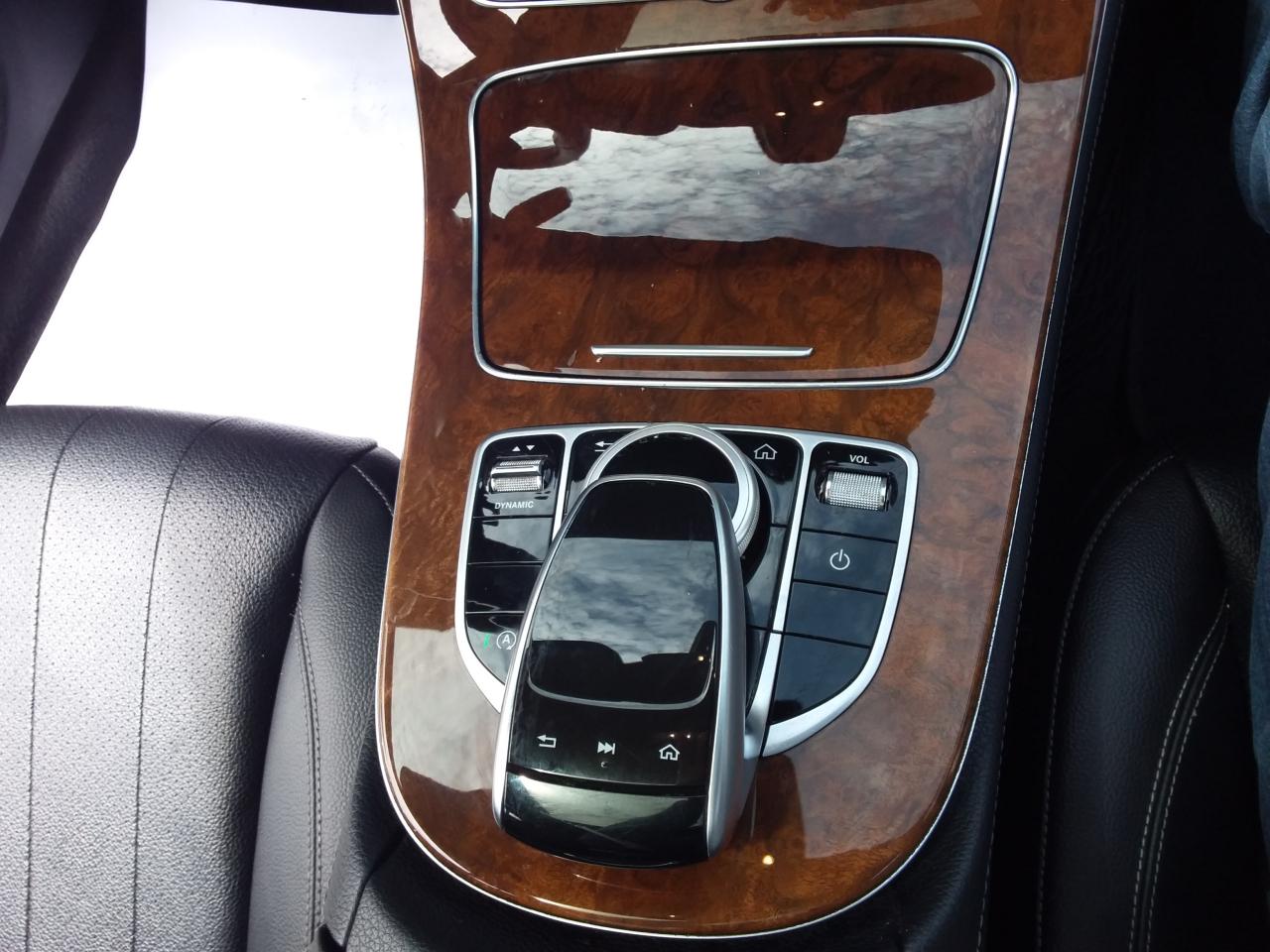 Mercedes-Benz E-Class E300 Luxury Sedan 2019