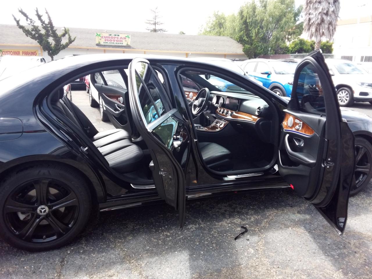 Mercedes-Benz E-Class E300 Luxury Sedan 2019