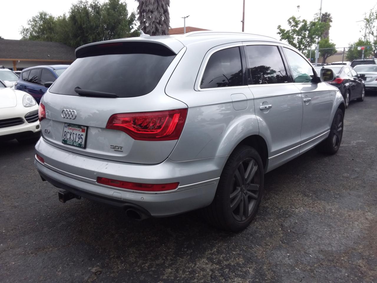 Audi Q7 3.0T Premium Plus quattro 2015