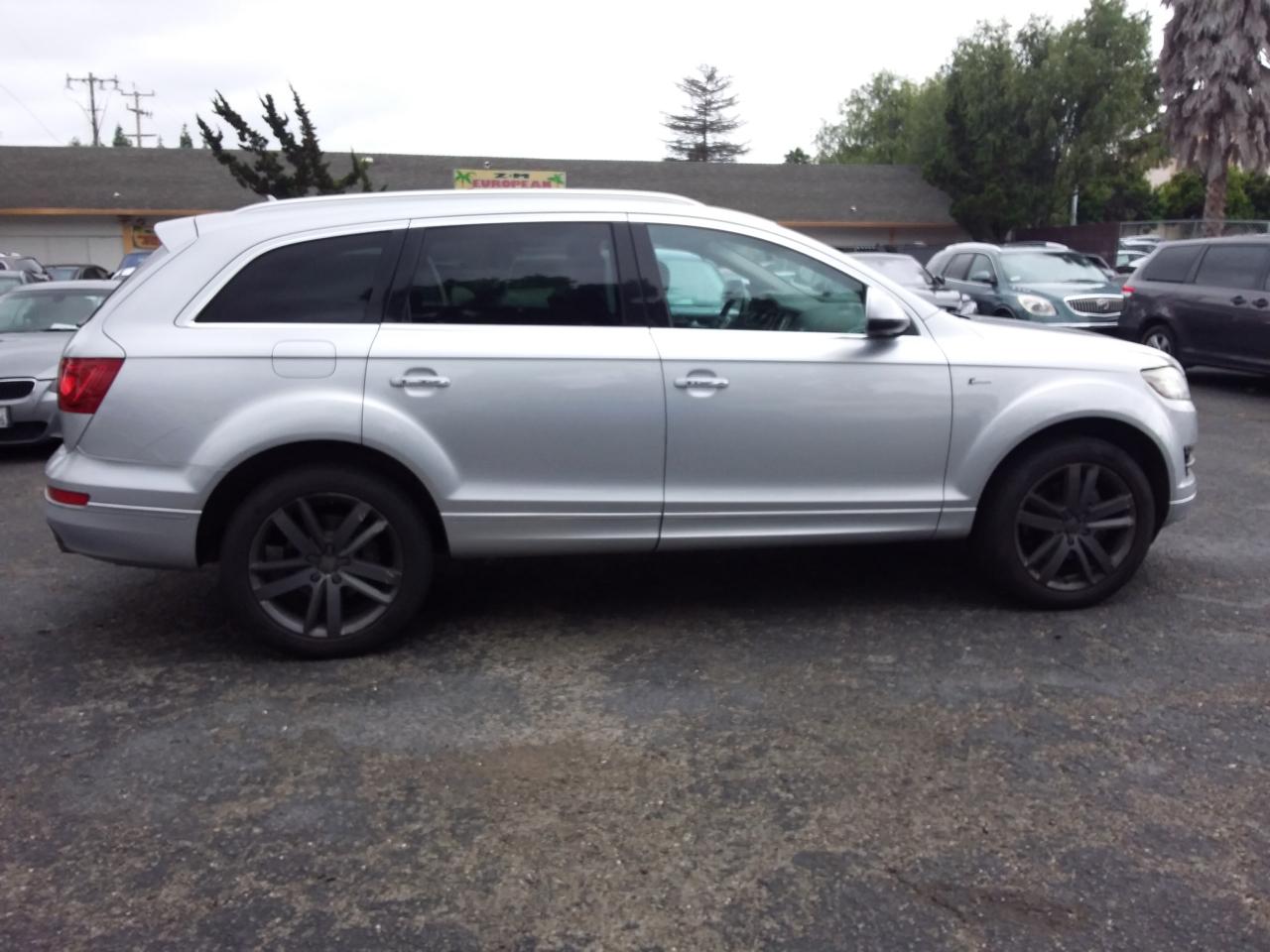 Audi Q7 3.0T Premium Plus quattro 2015