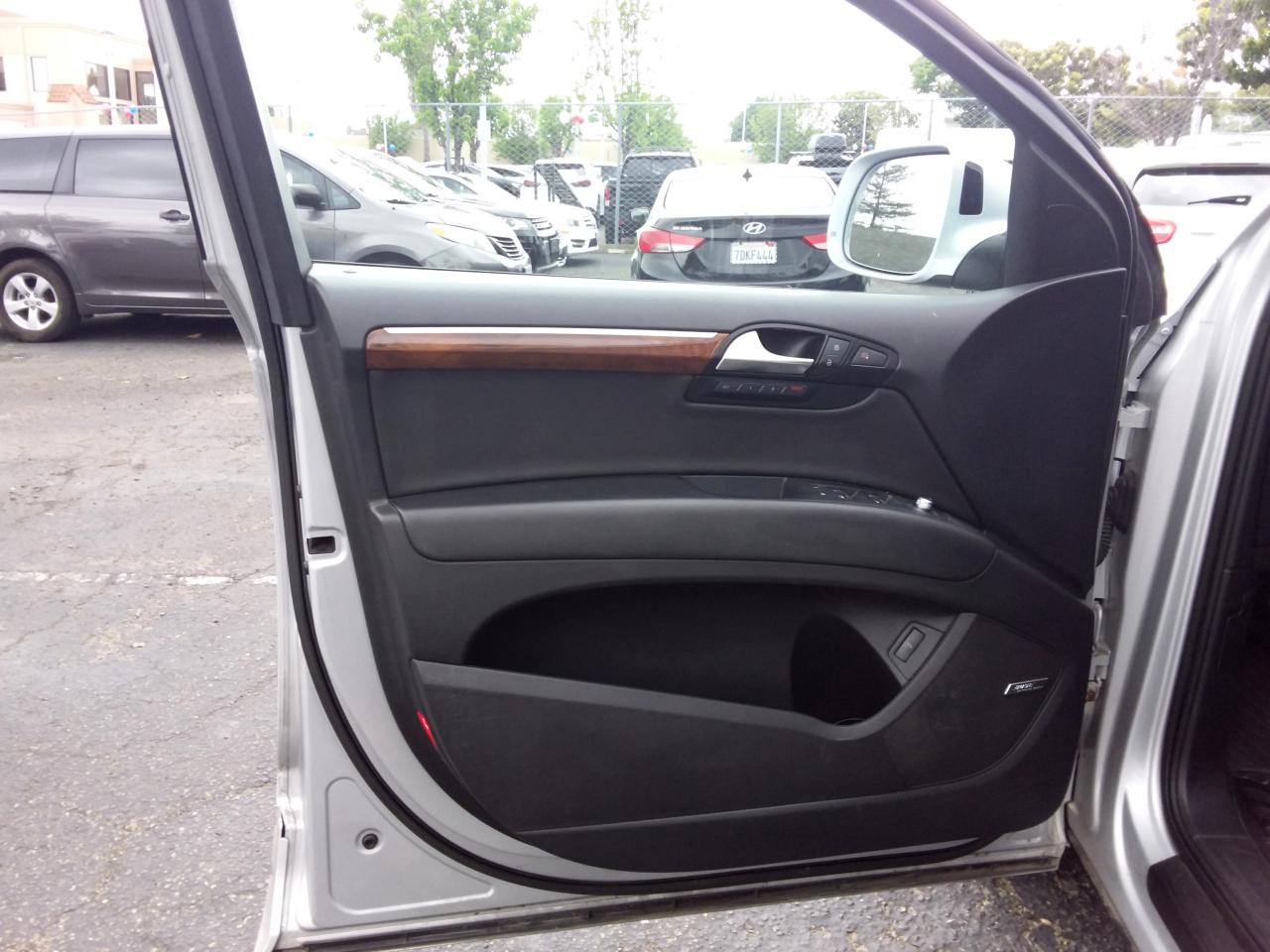 Audi Q7 3.0T Premium Plus quattro 2015