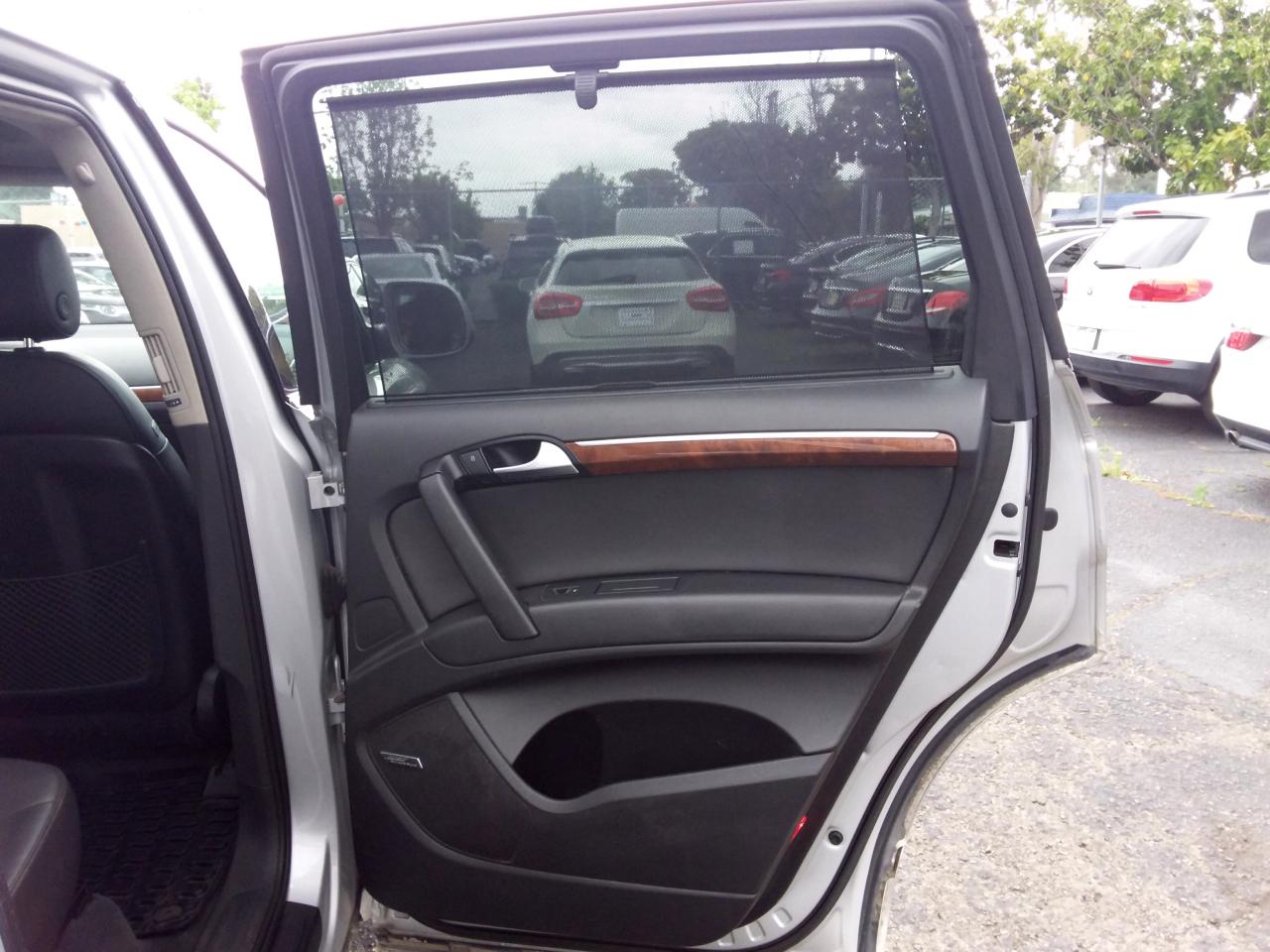 Audi Q7 3.0T Premium Plus quattro 2015