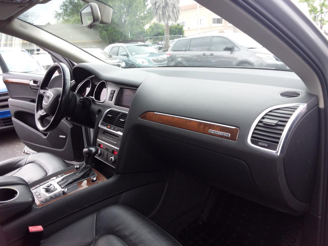 Audi Q7 3.0T Premium Plus quattro 2015