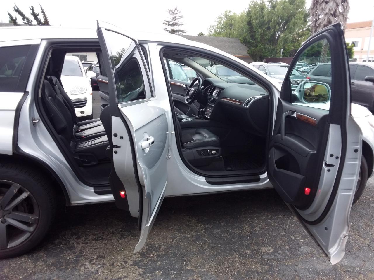 Audi Q7 3.0T Premium Plus quattro 2015