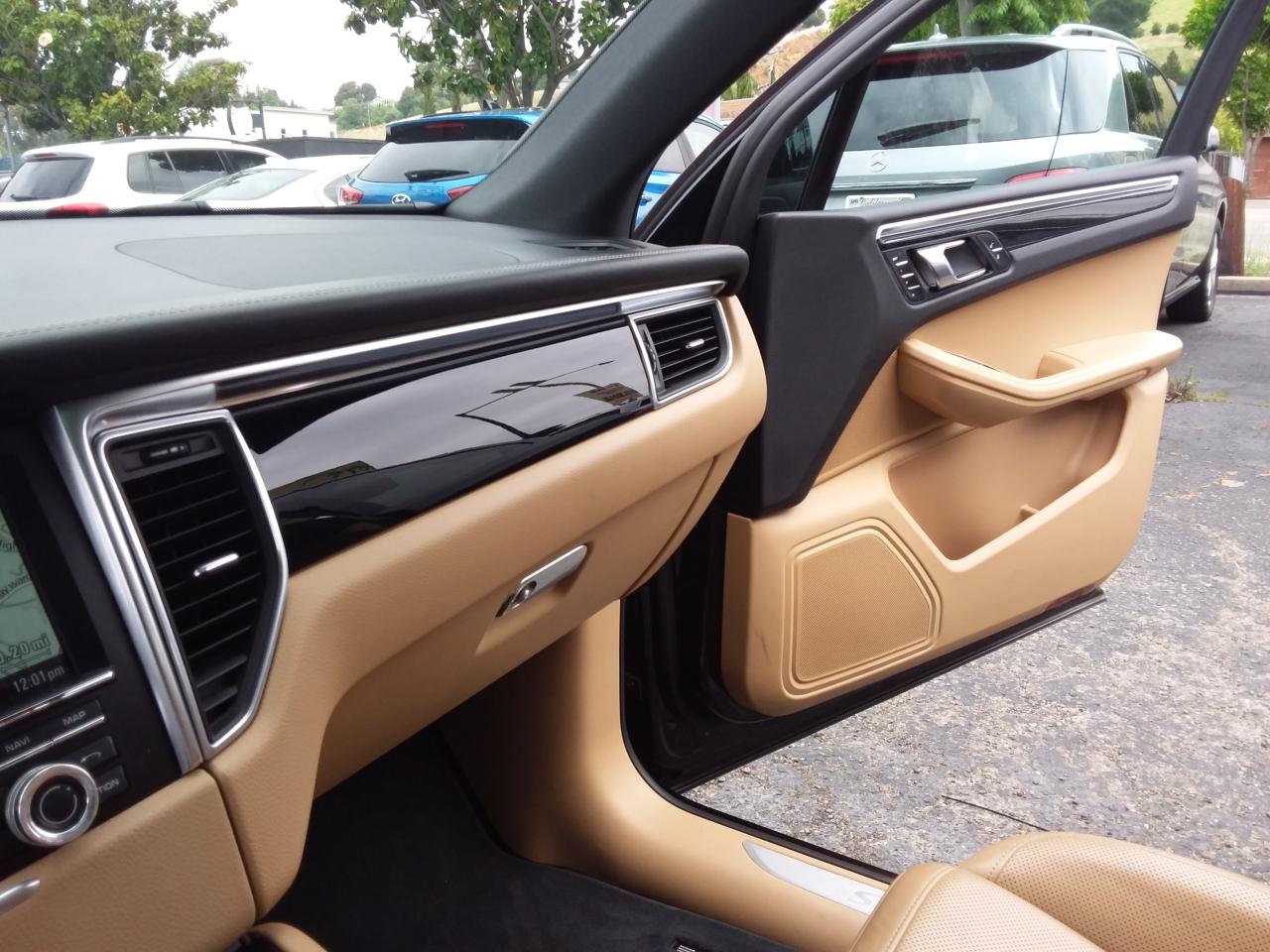 Porsche Macan S 2016
