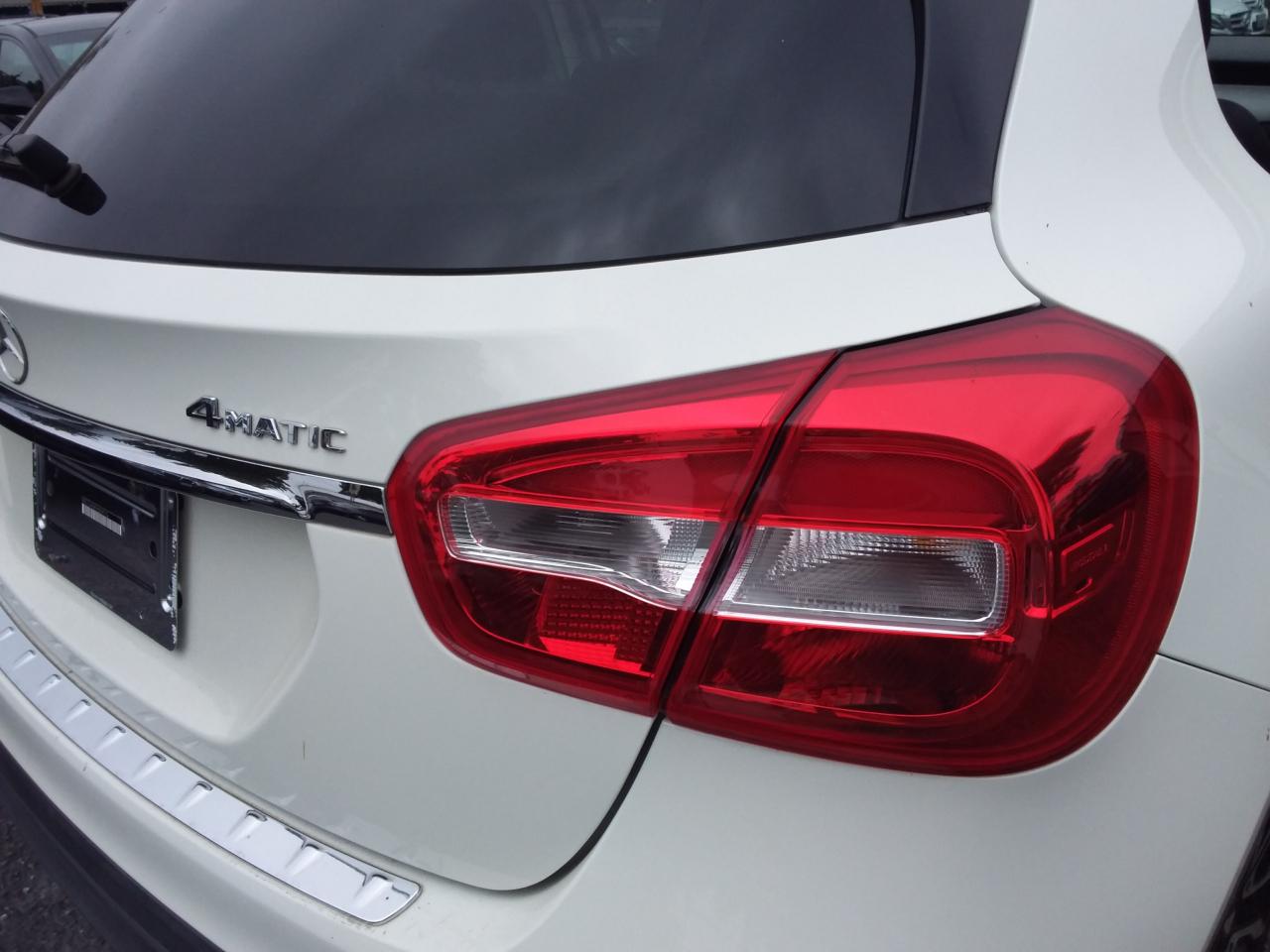 Mercedes-Benz GLA-Class GLA250 4MATIC 2017
