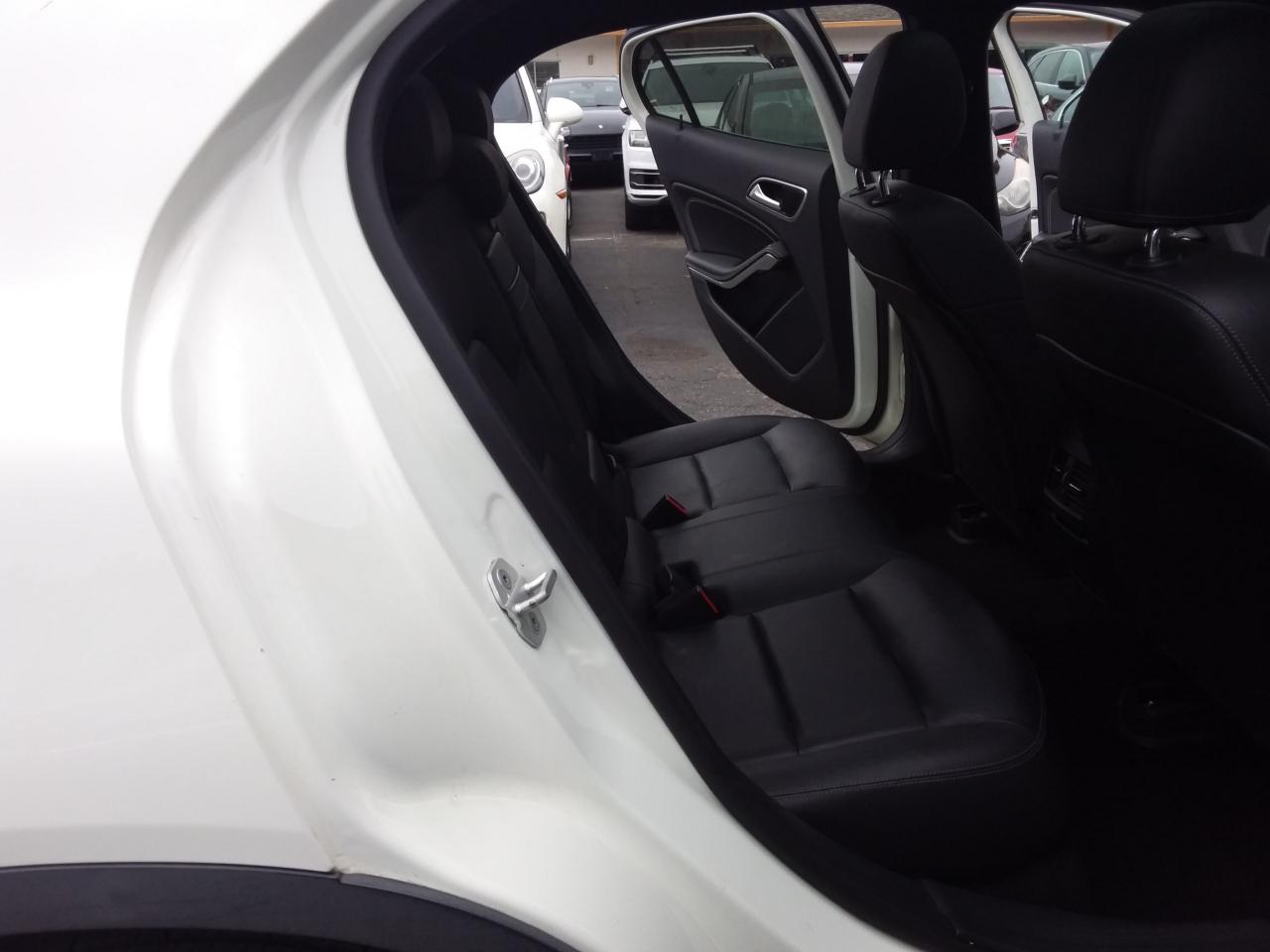 Mercedes-Benz GLA-Class GLA250 4MATIC 2017