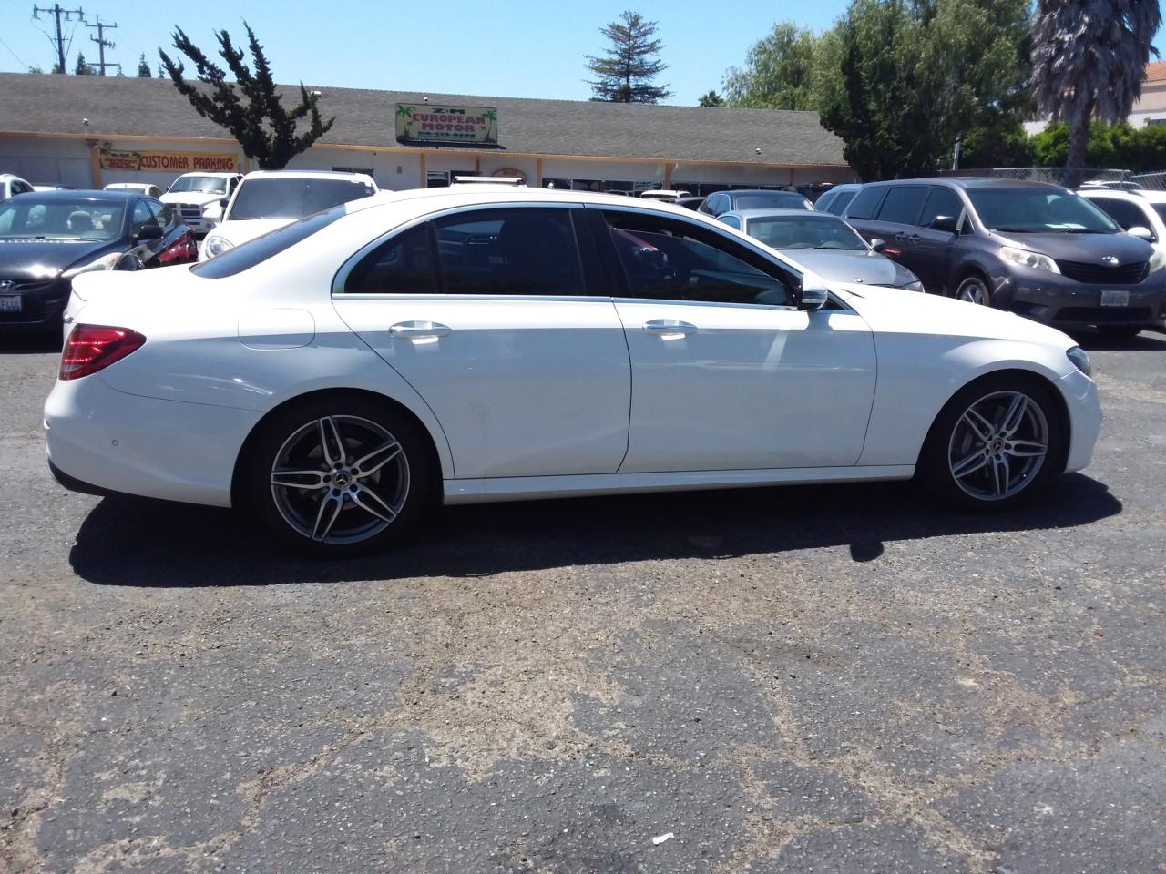 Mercedes-Benz E-Class E300 Luxury Sedan 2018