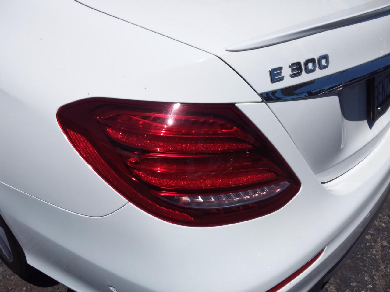 Mercedes-Benz E-Class E300 Luxury Sedan 2018