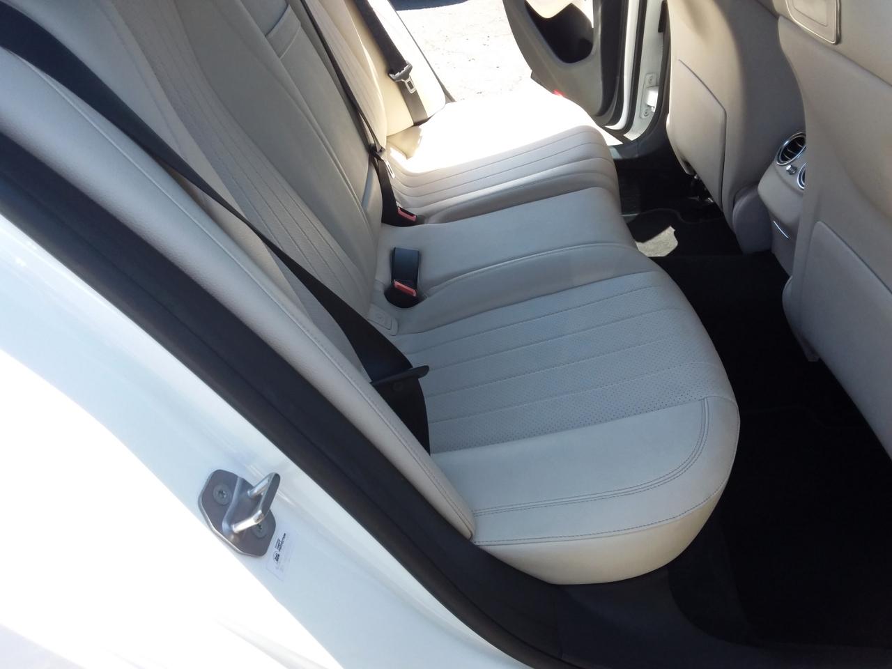 Mercedes-Benz E-Class E300 Luxury Sedan 2018