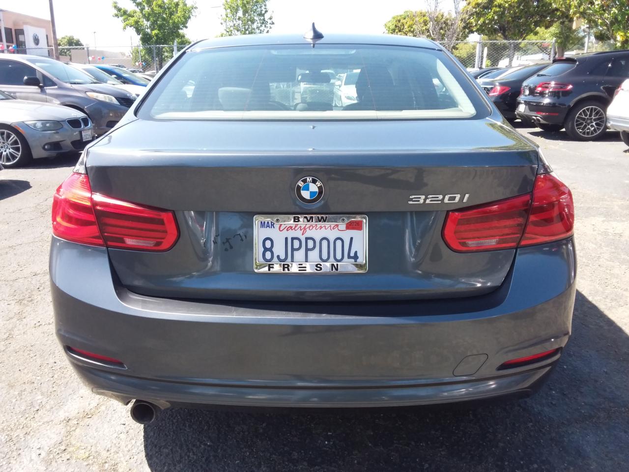BMW 3-Series 320i Sedan 2016
