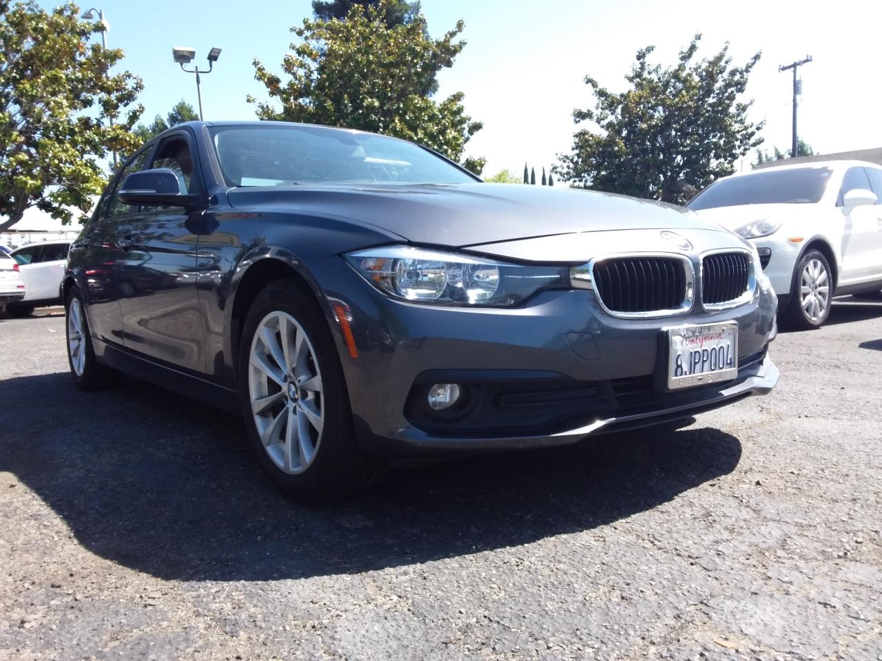 BMW 3-Series 320i Sedan 2016