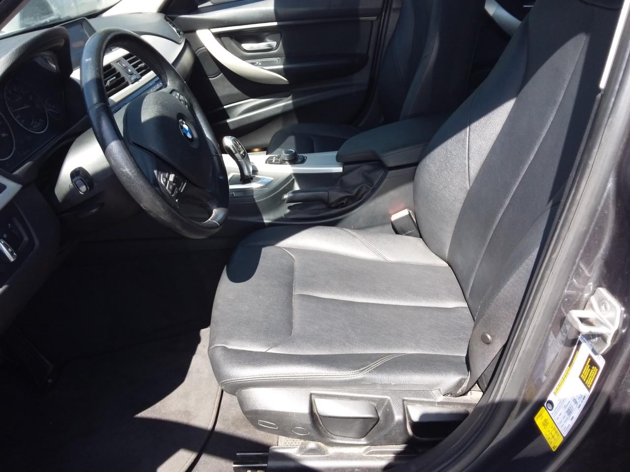 BMW 3-Series 320i Sedan 2016
