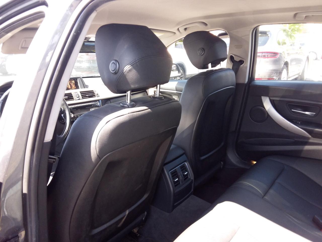 BMW 3-Series 320i Sedan 2016