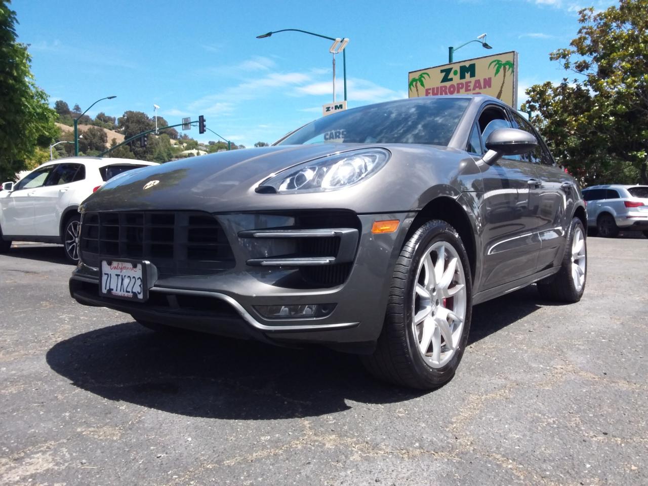 2015 Porsche Macan Turbo