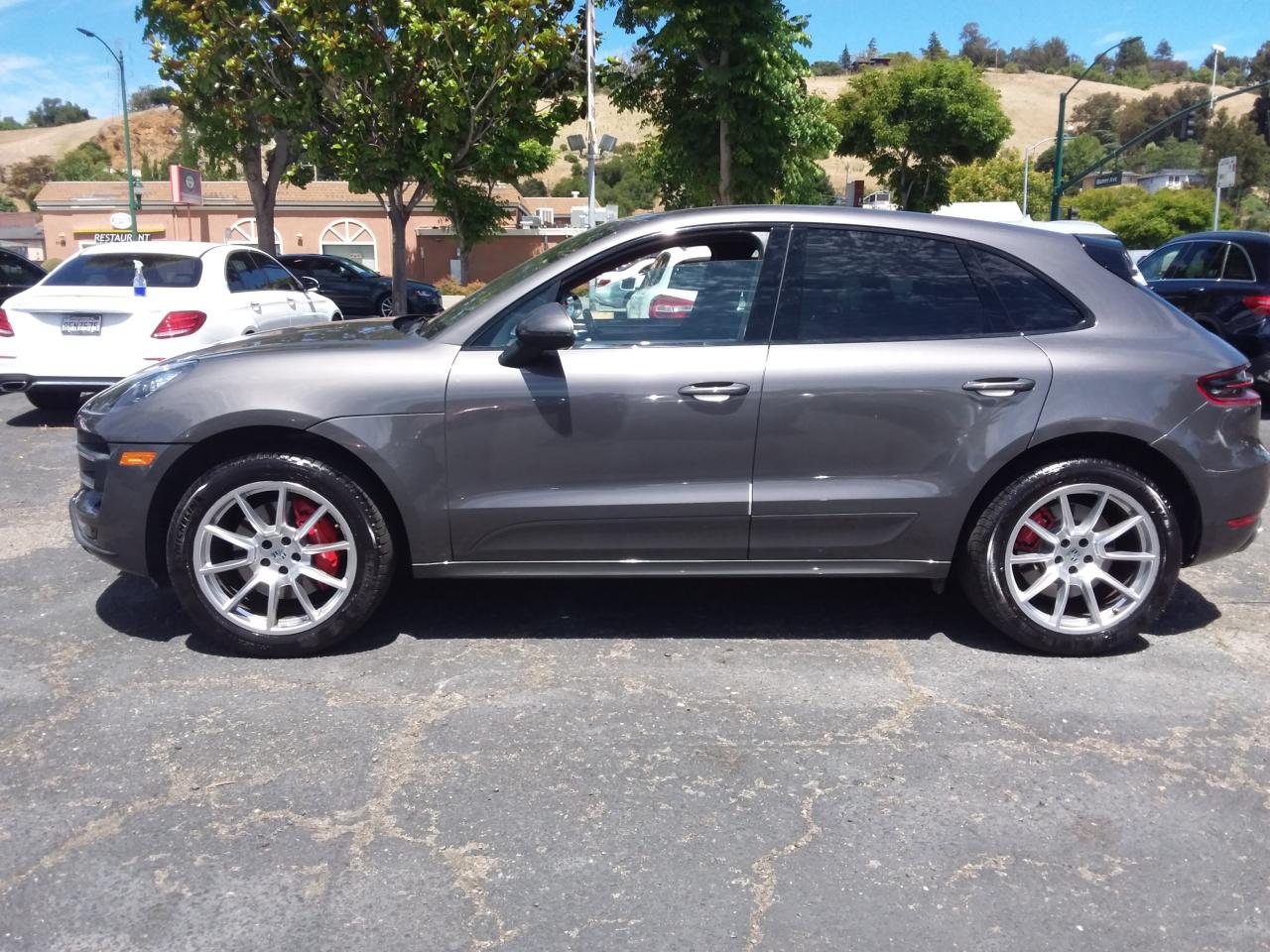 Porsche Macan Turbo 2015