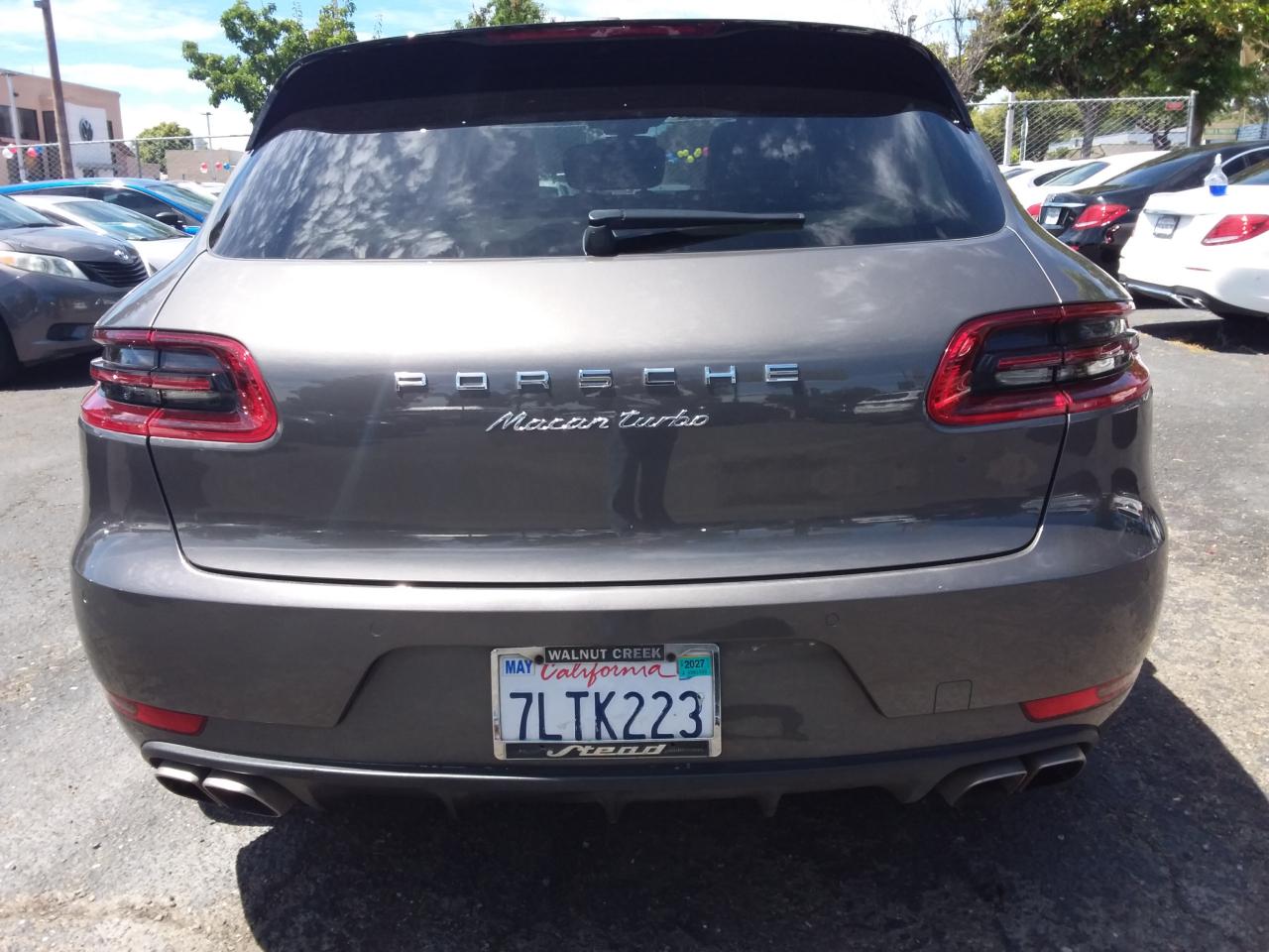 Porsche Macan Turbo 2015