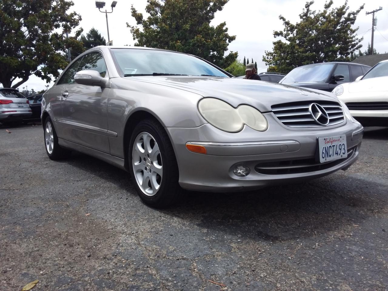 Mercedes-Benz CLK-Class CLK320 Coupe 2004